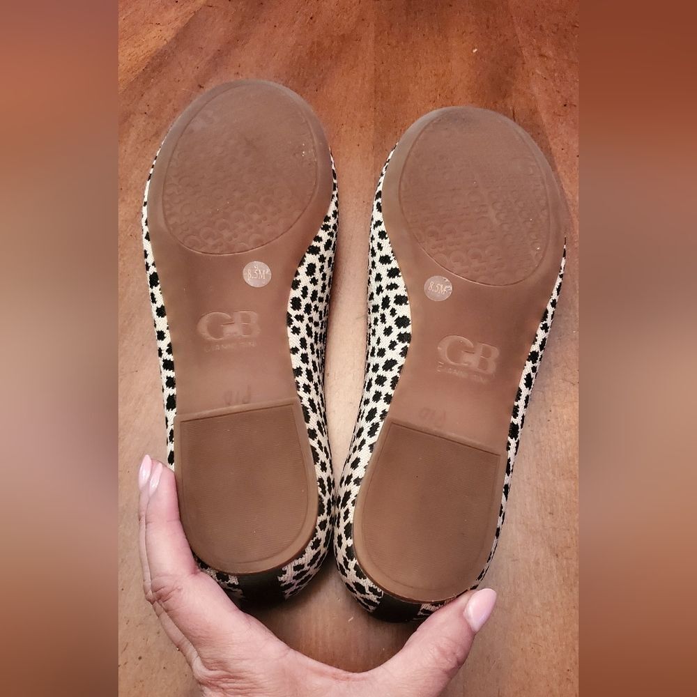 Gianni Bini Black and Cream Washable Ballet Flats - Size 8.5 - Picture 2 of 6